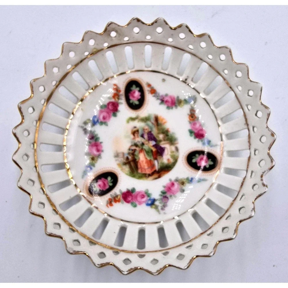 Vintage Bavaria‎ Reticulated Porcelain Dish Bowl Couple Pink Floral 3 7/8